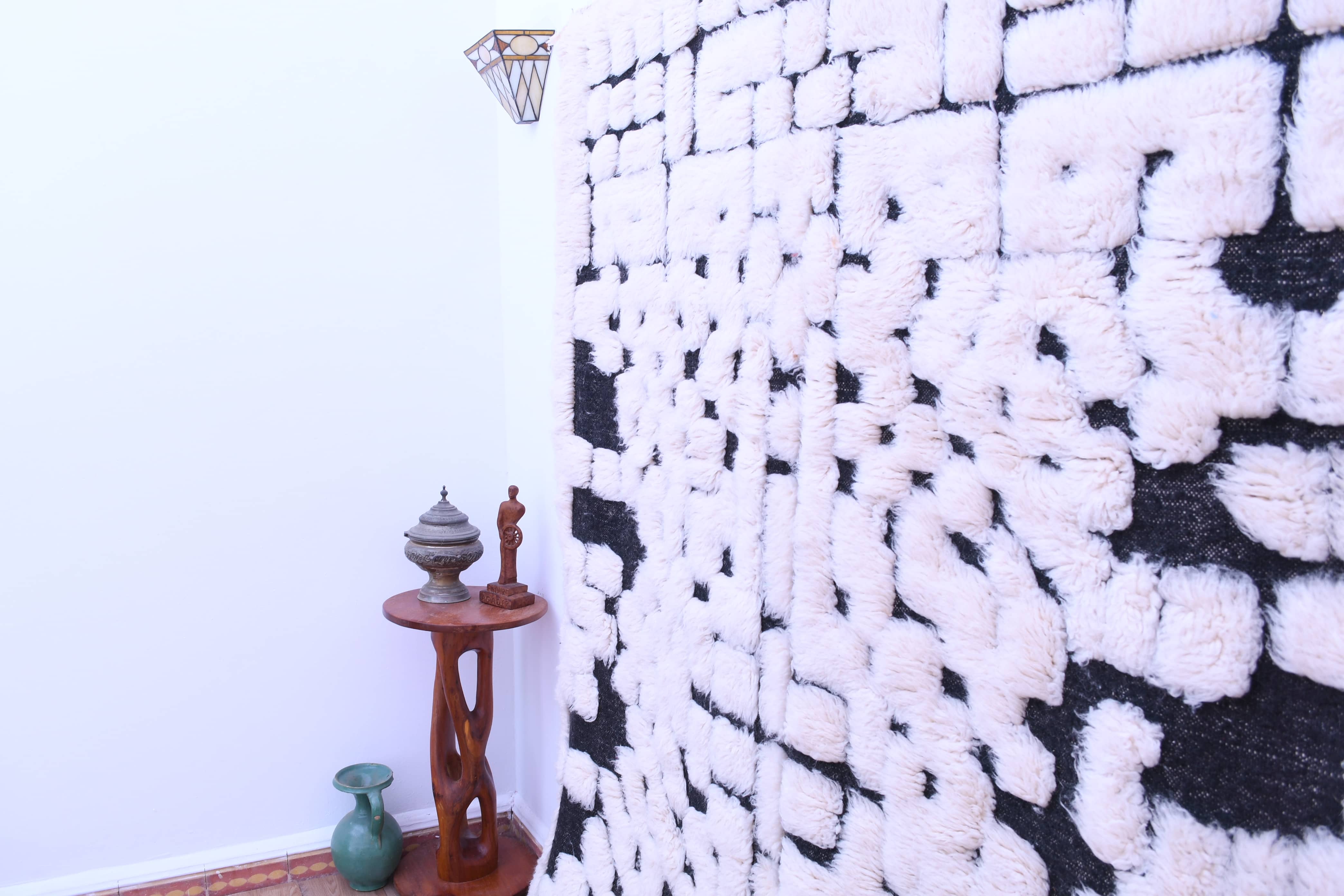 Moroccan Rug Handmade Wool 8x6 - Ivory Black Minimalist Boho Area Rug for Living Room Bedroom - Mrirt